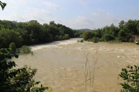 Chỉ 30% công suất khai thác cát ở hồ Dầu Tiếng được kê khai, nộp thuế