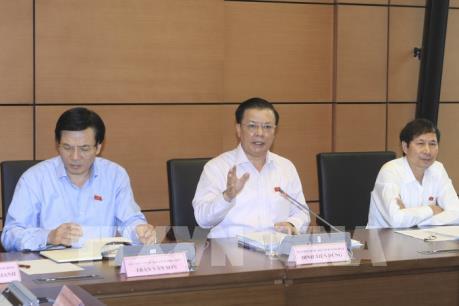 Kỳ họp thứ 2, Quốc hội Khóa XIV: Xây dựng các chỉ tiêu kinh tế sát thực tế hơn