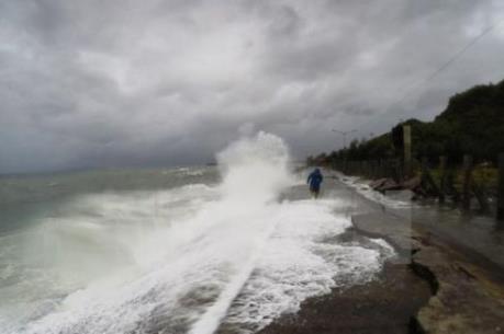 Dự báo thời tiết đêm nay ngày mai: Nam biển Đông tiếp tục có mưa rào và dông mạnh