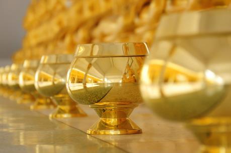 Giá vàng hôm nay 25/10 giảm nhẹ