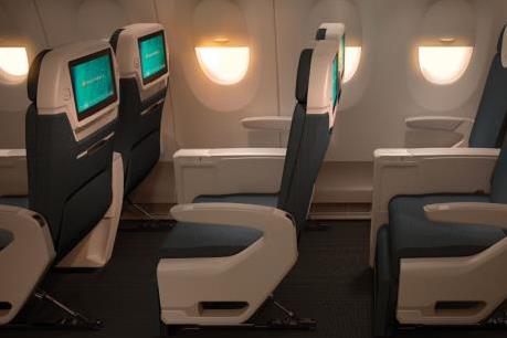 Vietnam Airlines trang bị thêm thiết bị an toàn cho trẻ em dưới 2 tuổi