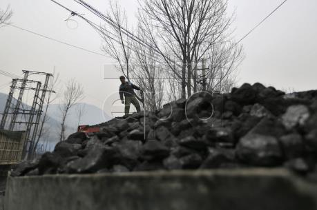 Trung Quốc có thể sớm hoàn thành mục tiêu cắt giảm lượng thép và than đá dư thừa