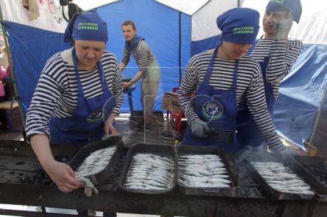 Nga bỏ thuế nhập khẩu cá trong hai năm