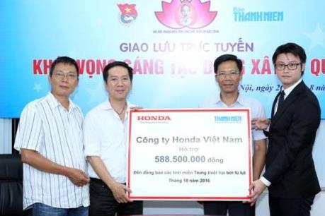 Honda Việt Nam ủng hộ đồng bào lũ lụt miền Trung 1,6 tỷ đồng