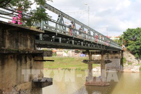 Lạng Sơn xây dựng cầu Kỳ Cùng mới