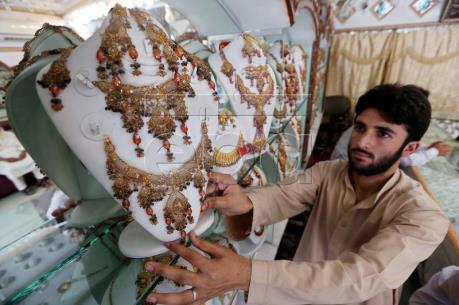 Thị trường vàng châu Á 28/10 chờ đợi số liệu về GDP của Mỹ