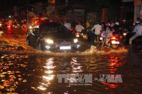 Tp. Hồ Chí Minh thí điểm sử dụng máy bơm công suất lớn chống ngập
