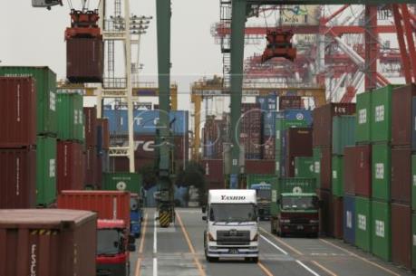 Kinh tế Nhật Bản xuất hiện nhiều dấu hiệu đáng ngại