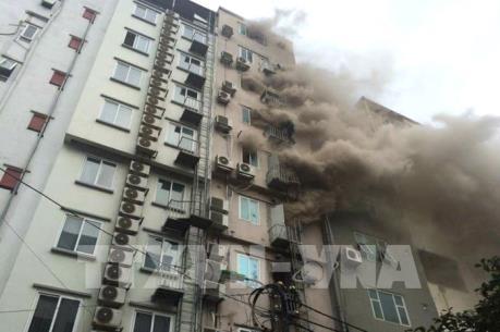 Vụ cháy lớn trên phố Trần Thái Tông: Cháy lan ra 7 - 8 nhà liền kề