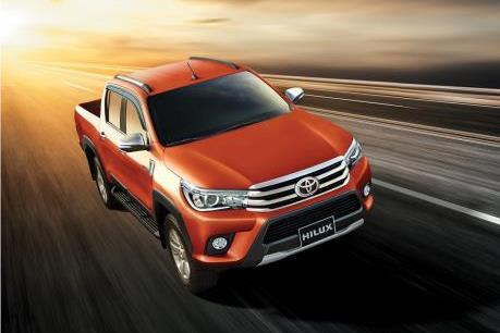 Toyota Hilux 2016 nhập khẩu Thái Lan về Việt Nam chốt giá từ 697 triệu đồng