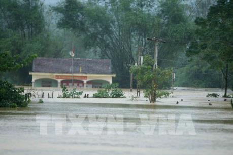 Mưa lớn diện rộng gây lũ lớn trên các sông từ Hà Tĩnh đến Phú Yên và Gia Lai, Kon Tum