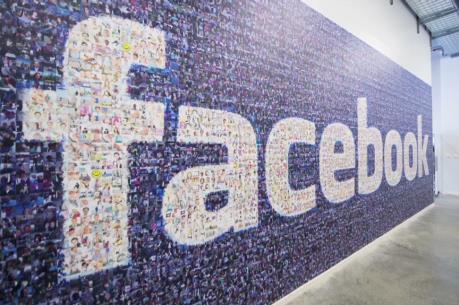 Quảng cáo trên điện thoại di động - "Át chủ bài" của Facebook