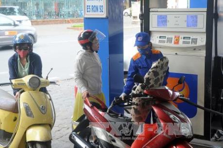 Giá xăng tăng từ 15h hôm nay