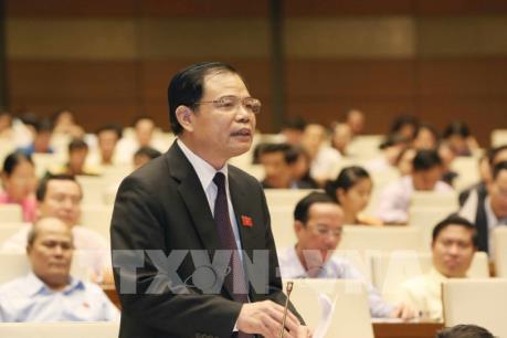 Kỳ họp thứ 2, Quốc hội khóa XIV: Khuyến khích, tạo điều kiện tích tụ ruộng đất