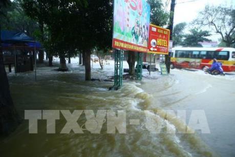 Dự báo thời tiết 1-2 ngày tới: Đắk Lắk vẫn ngập lụt, nhiều vùng biển nguy hiểm
