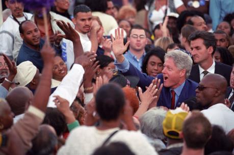 Bầu cử Mỹ 2016: Số cử tri da màu và nói tiếng Tây Ban Nha đi bỏ phiếu tăng cao