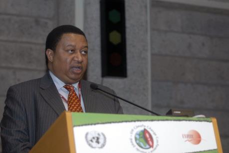 Sự hợp tác giữa các nước trong và ngoài OPEC mang tính sống còn