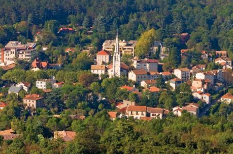 Pháp: Một quan chức bị buộc tội ngộ sát trong vụ du khách thiệt mạng