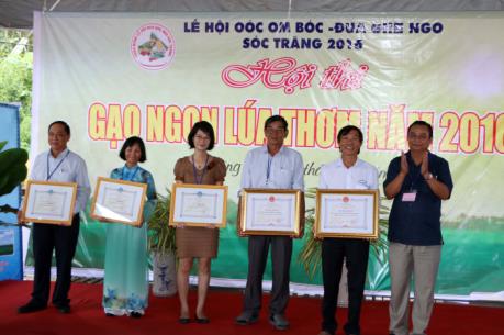 2 giống lúa dòng ST đạt giải cao nhất Hội thi Gạo ngon, lúa thơm Sóc Trăng 2016