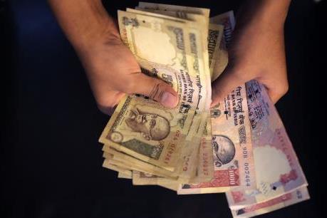 Ấn Độ dừng đổi tiền cũ lấy tiền mới