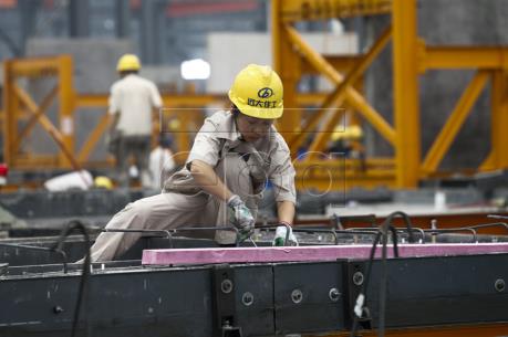 Trung Quốc có triển vọng hoàn thành mục tiêu tăng trưởng trên 6,5% trong năm