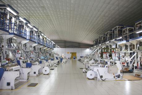 AAA: Thông qua hủy niêm yết tại HNX và niêm yết tại HOSE