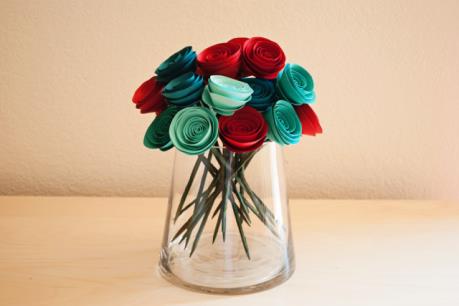 Thị trường hoa và quà tặng 20/11: Quà tặng handmade đầy ý nghĩa tặng thầy cô