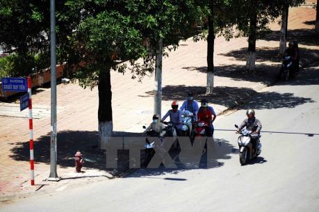 Dự báo thời tiết 22/11: Bắc Bộ nhiệt độ có nơi 33 độ C, Nam Bộ giảm mưa