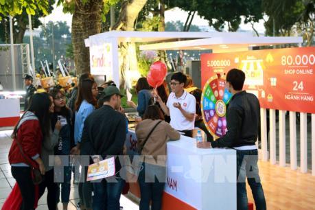 Những con số ấn tượng trong Ngày mua sắm trực tuyến – Online Friday 2016