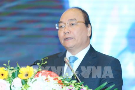 Trao 5 tấn gạo cho bà con Việt kiều nghèo ở Siem Reap