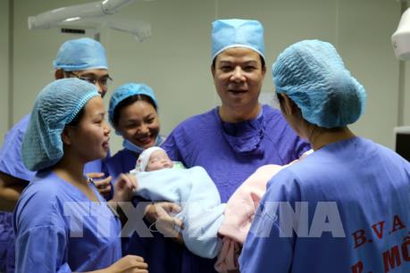 Thái Nguyên: Đón những em bé đầu tiên chào đời bằng phương pháp thụ tinh trong ống nghiệm