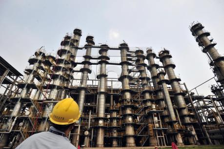 Sản lượng tháng 11/2016 của OPEC lập kỷ lục làm giá dầu thế giới giảm trở lại