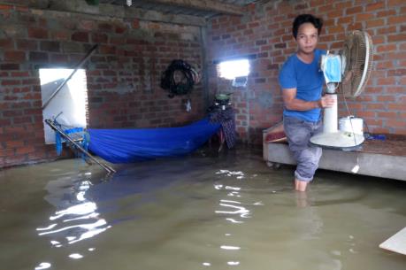 Mưa lũ kéo dài tại miền Trung: Quảng Ngãi đã có 10 người chết và mất tích