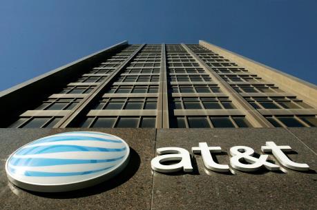 AT&T bảo vệ thương vụ thâu tóm Time Warner