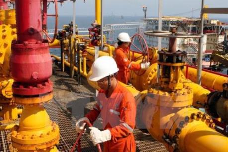 Vietsovpetro đón dòng khí và condensate đầu tiên từ mỏ Thiên Ưng