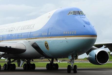 Tập đoàn Boeing cam kết tiết kiệm chi phí sản xuất chuyên cơ "Không lực Một"