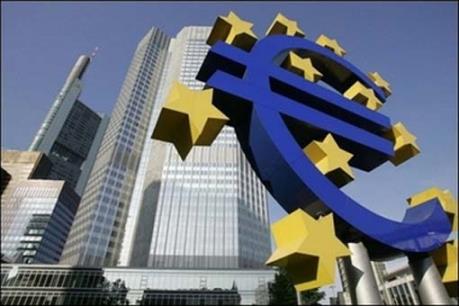 ECB tiếp tục giữ chính sách tiền tệ siêu lỏng