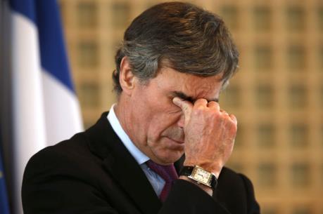 Cựu Bộ trưởng Ngân sách Pháp bị ngồi tù vì gian lận thuế và rửa tiền