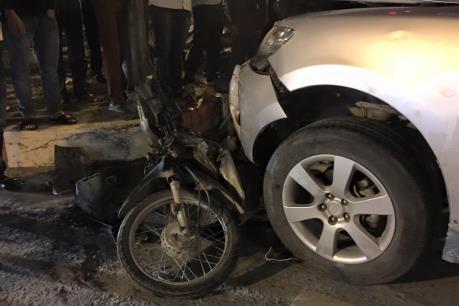 Hải Phòng: Va xe ô tô "điên", hai người thiệt mạng