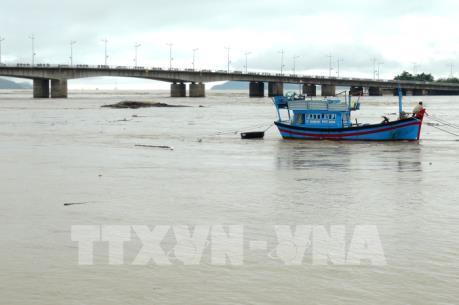 Lũ trên các sông ở Khánh Hòa dâng cao, nhiều nơi bị ngập sâu, 1 người chết