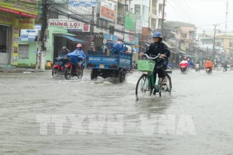 Dự báo thời tiết 10 ngày tới: Bắc Bộ hanh khô, Trung Bộ lũ chồng lũ