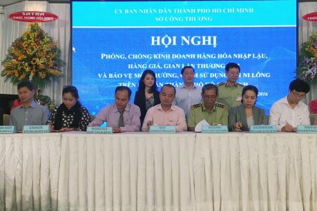 Tp. Hồ Chí Minh triển khai kế hoạch chống buôn lậu, gian lận thương mại mùa Tết