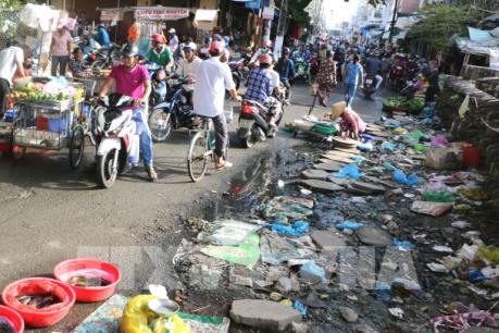 Giải pháp thu gom, vận chuyển chất thải rắn sinh hoạt tại TP.HCM