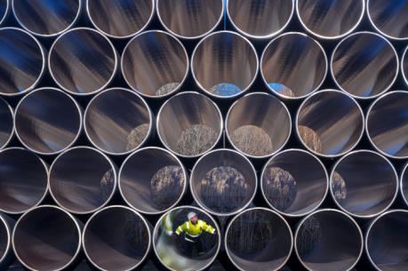 Giá dầu Brent và dầu thô New York chạy ngược chiều nhau