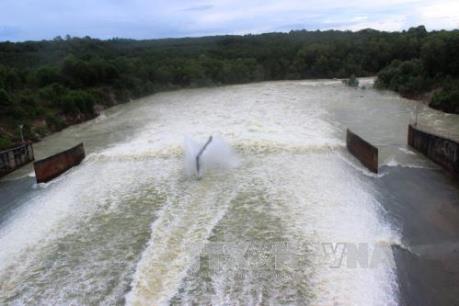 Hồ Dầu Tiếng xả lũ lưu lượng 200 m3/giây xuống sông Sài Gòn