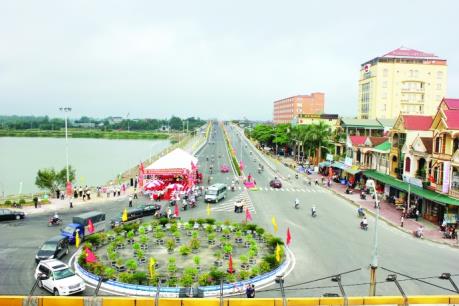 Đầu tư hạ tầng cơ bản cho phát triển toàn diện tại 4 tỉnh miền Trung