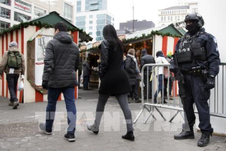 New York tăng cường an ninh các khu chợ Giáng sinh