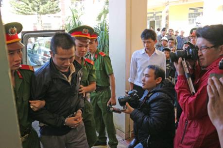 Tạm hoãn xét xử vụ án giết người hàng loạt gây chấn động tỉnh Lâm Đồng