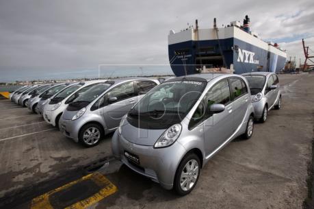 Doanh số bán ô tô mới tại Australia tiếp tục tăng