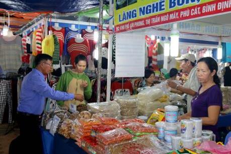 Hơn 300 gian hàng tham gia Hội chợ Công Nông nghiệp - Thương mại Bình Thuận 2016